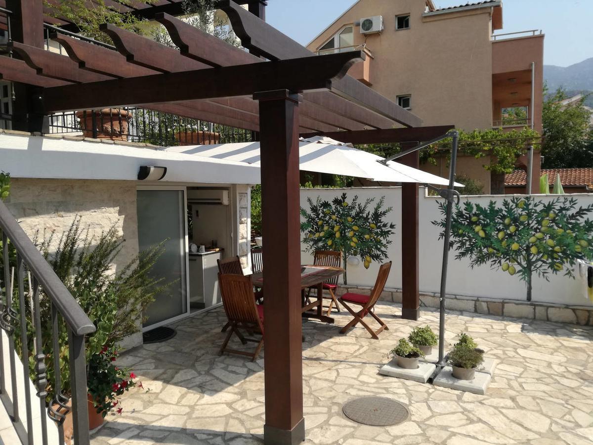 Apartment Lemons Budva